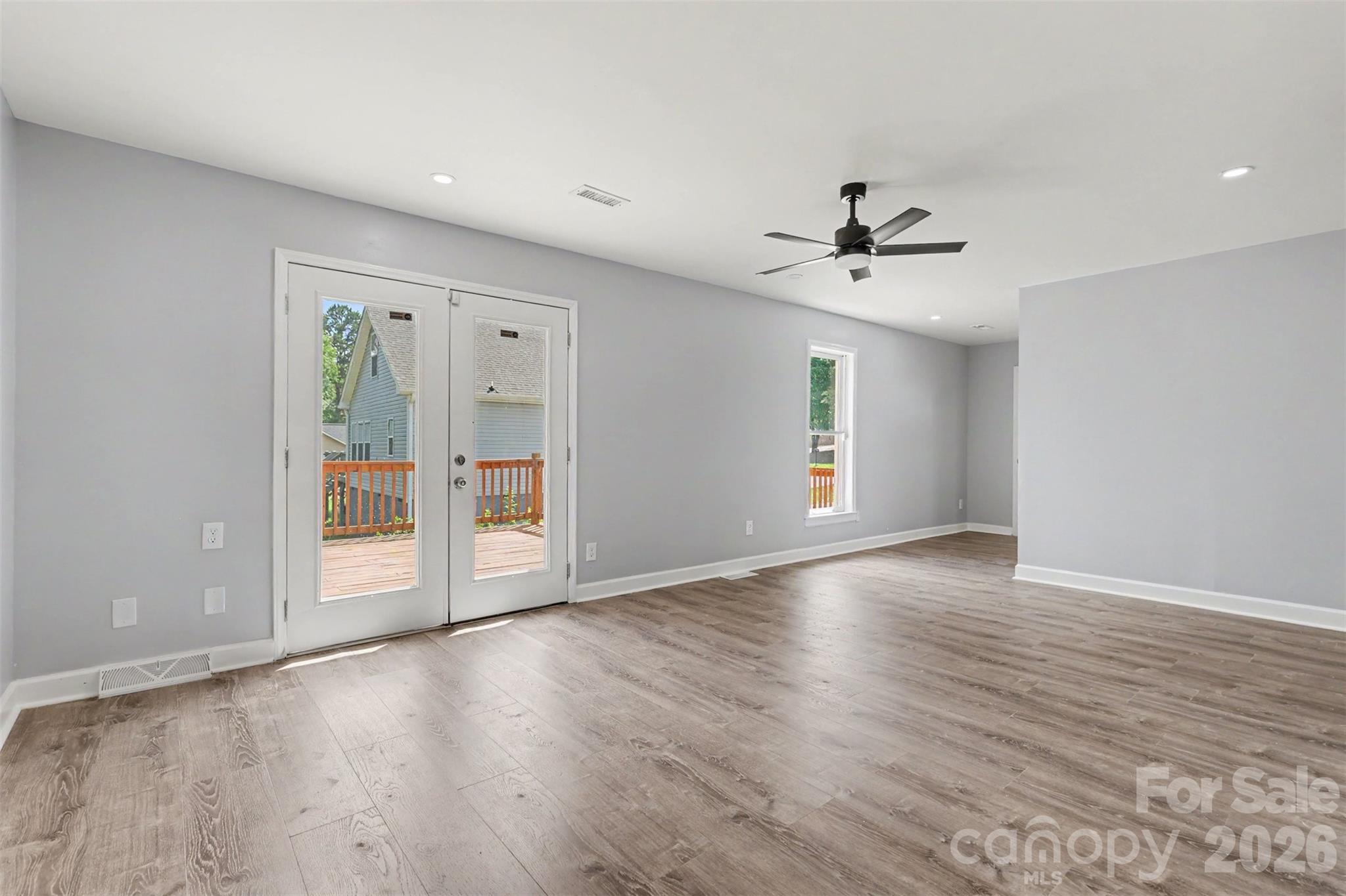 6917 Navajo Trail — Sherrills Ford