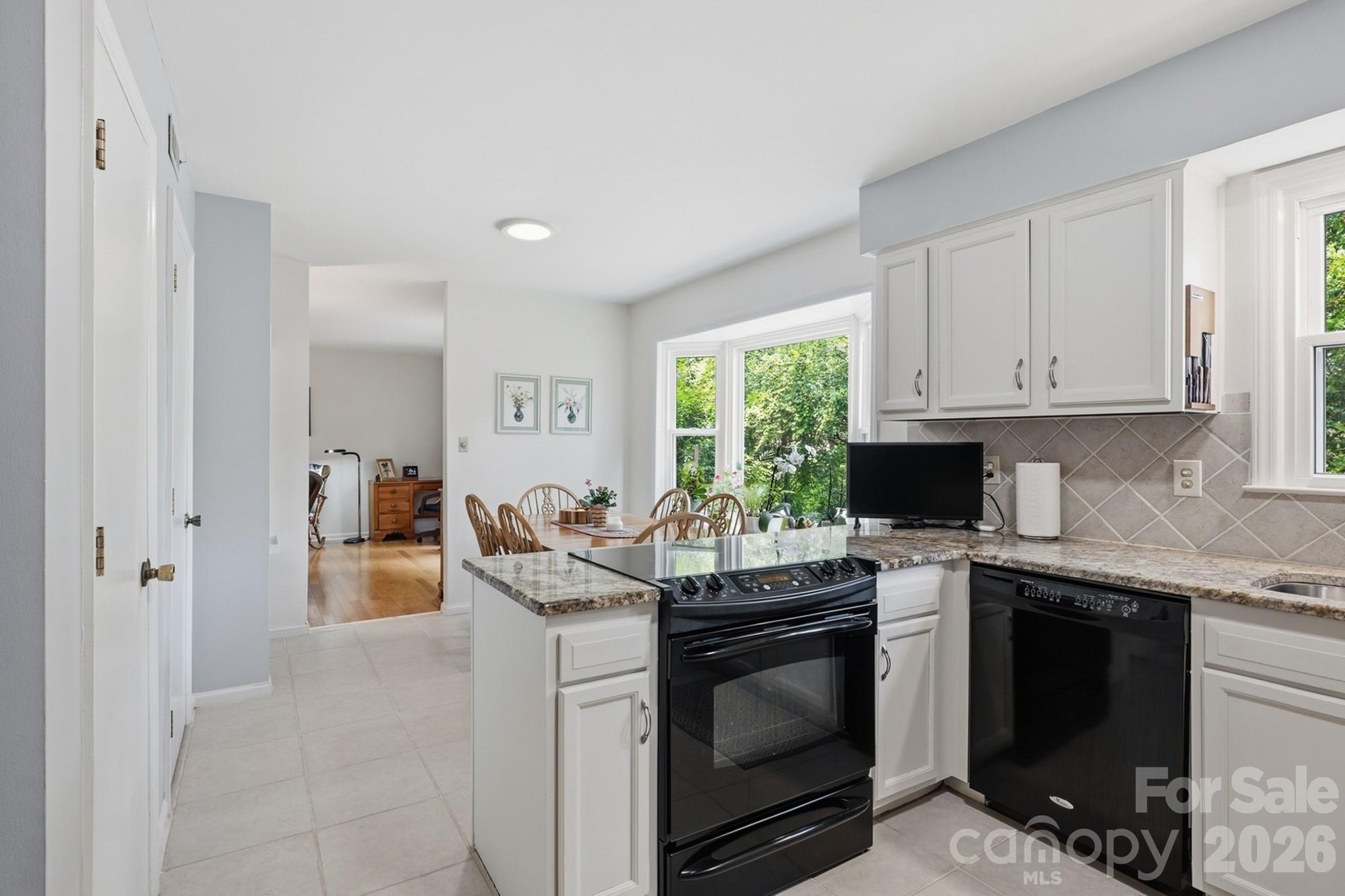 8614 Ducksbill Drive — Charlotte
