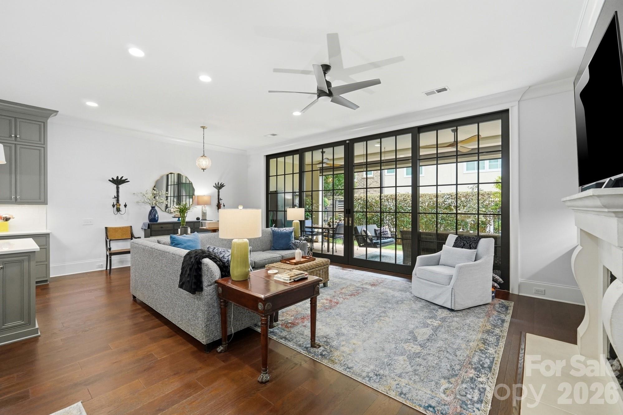 2430 Vail Avenue — Charlotte