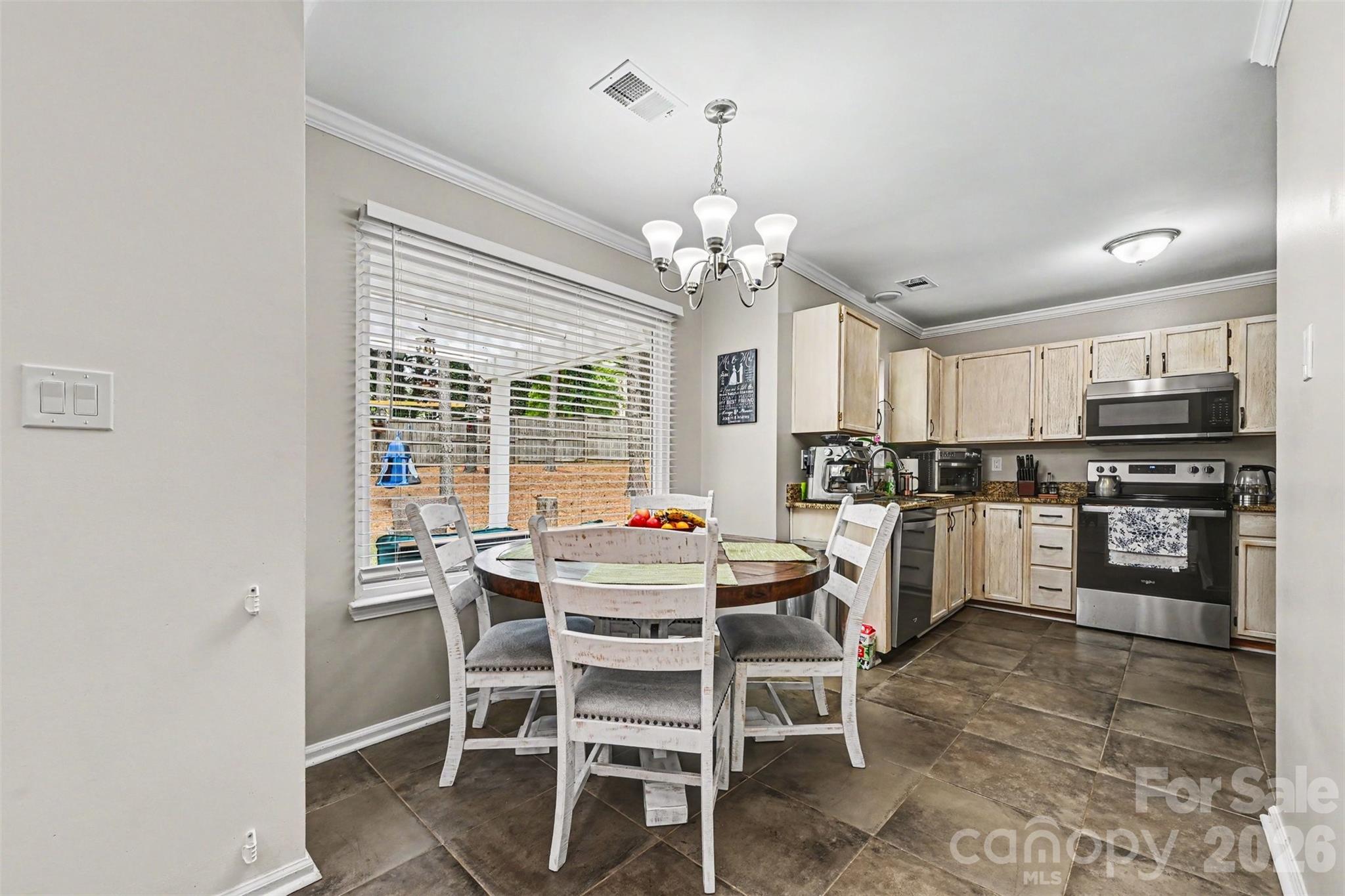 7602 Wynstone Ridge Circle — Huntersville