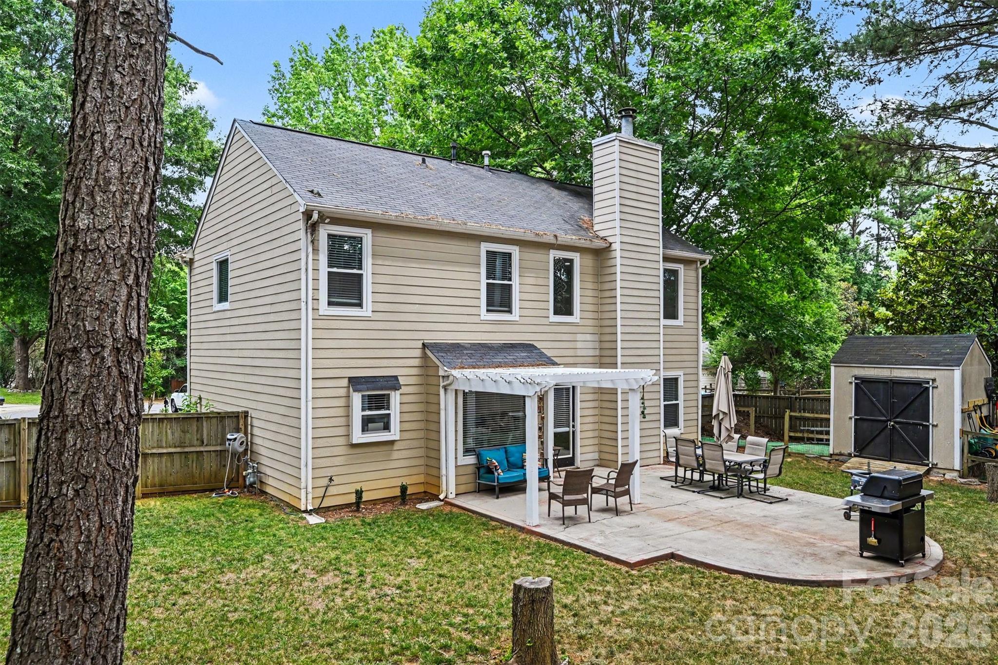 7602 Wynstone Ridge Circle — Huntersville