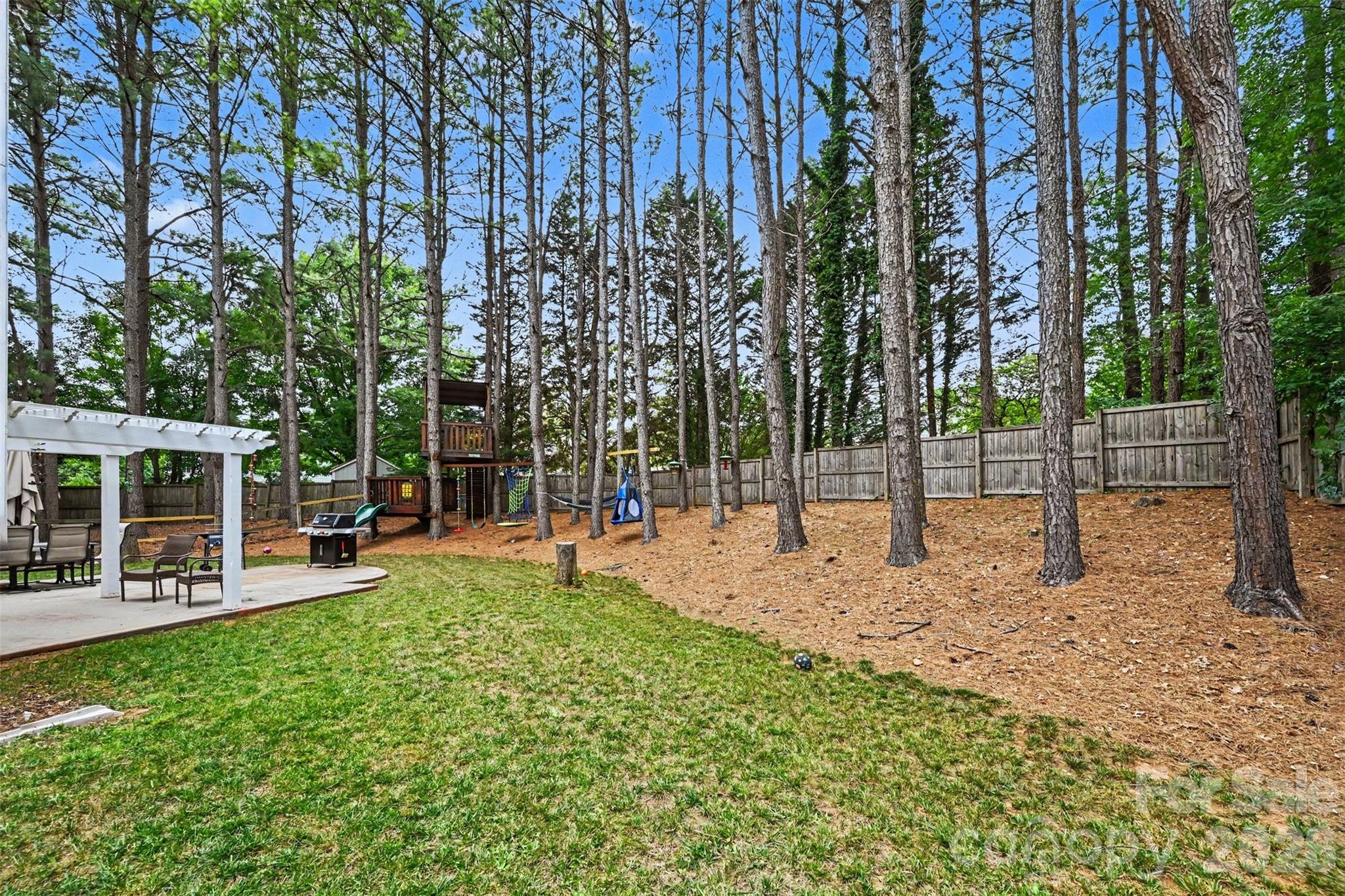 7602 Wynstone Ridge Circle — Huntersville