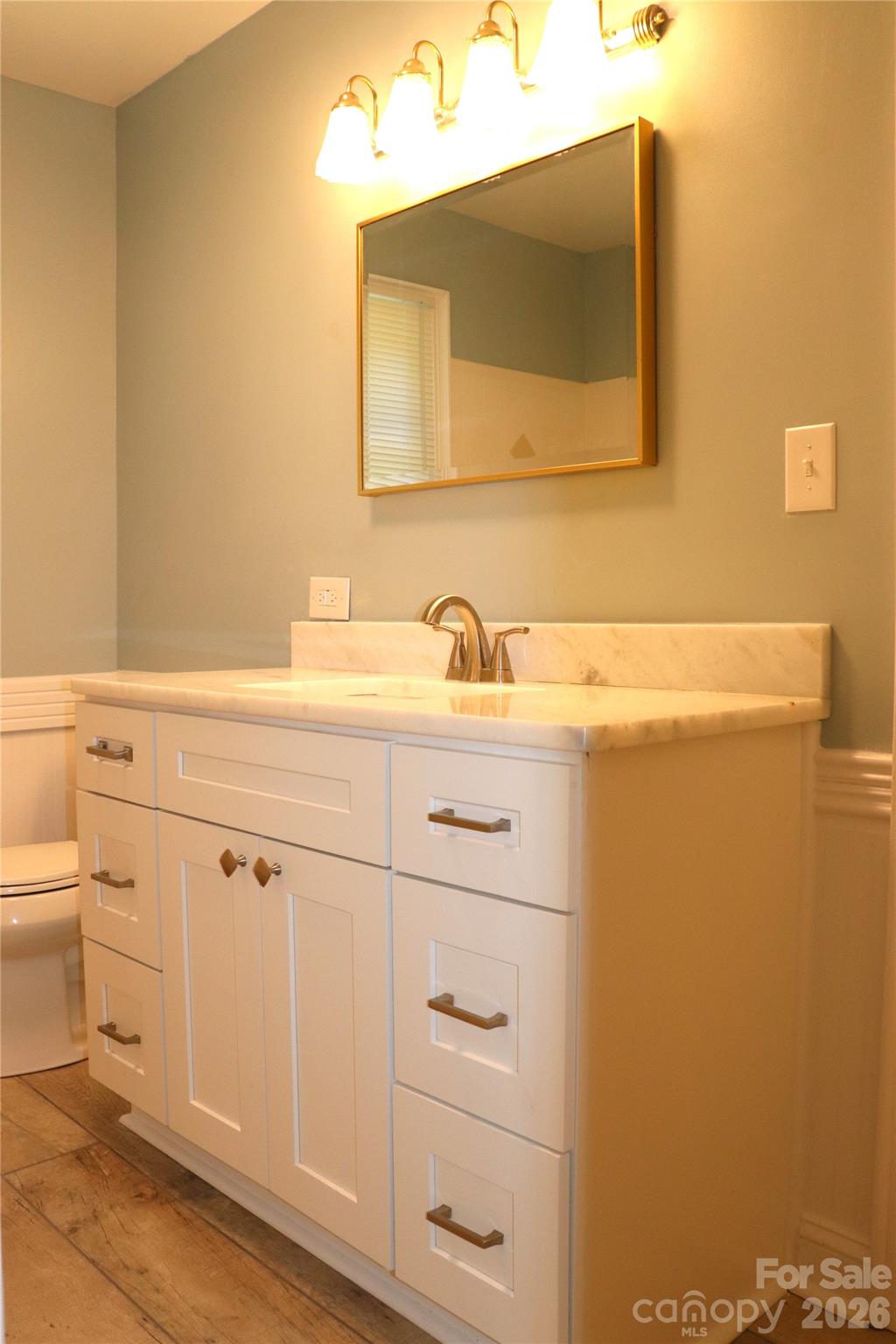 415 High Circle NW — Lenoir