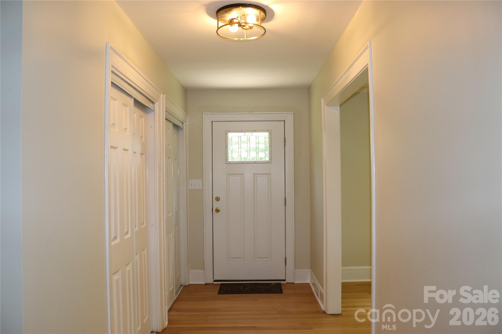 415 High Circle NW — Lenoir