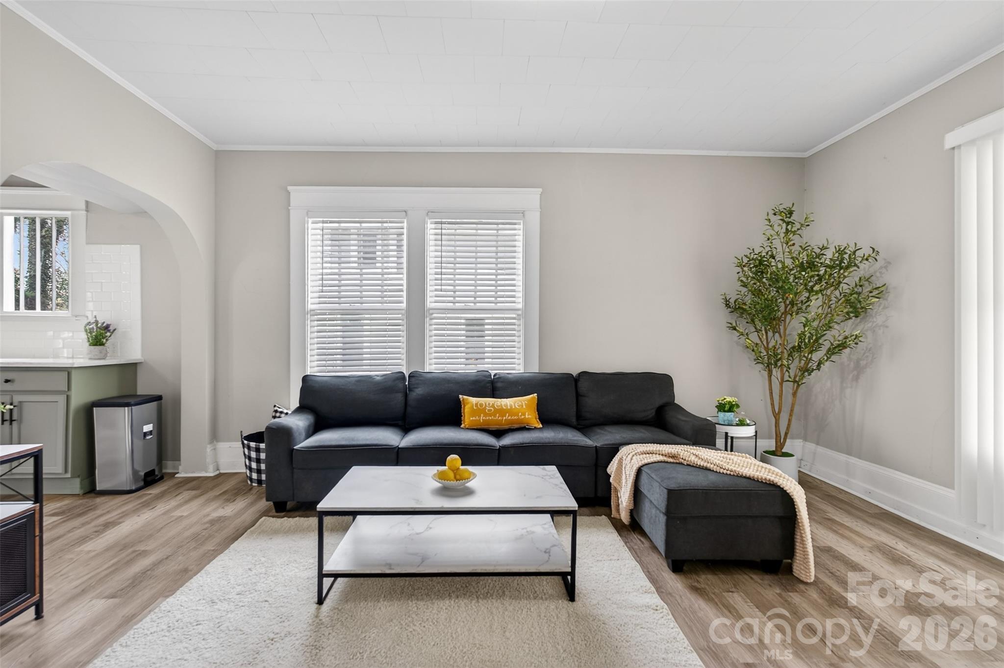 610 Westside Drive — Lexington
