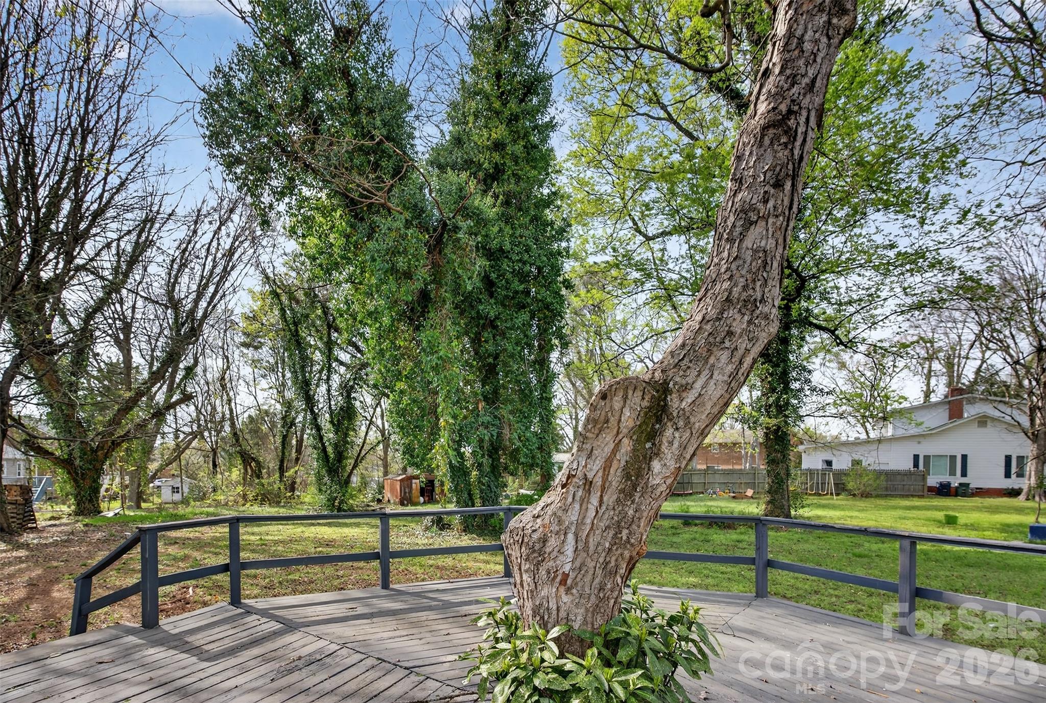 610 Westside Drive — Lexington