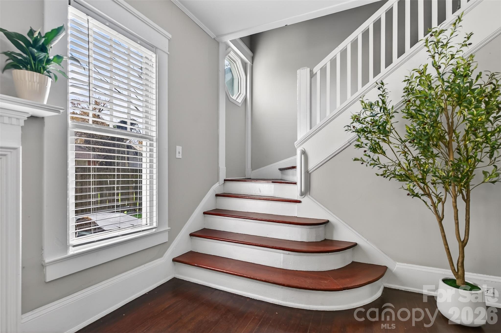 610 Westside Drive — Lexington
