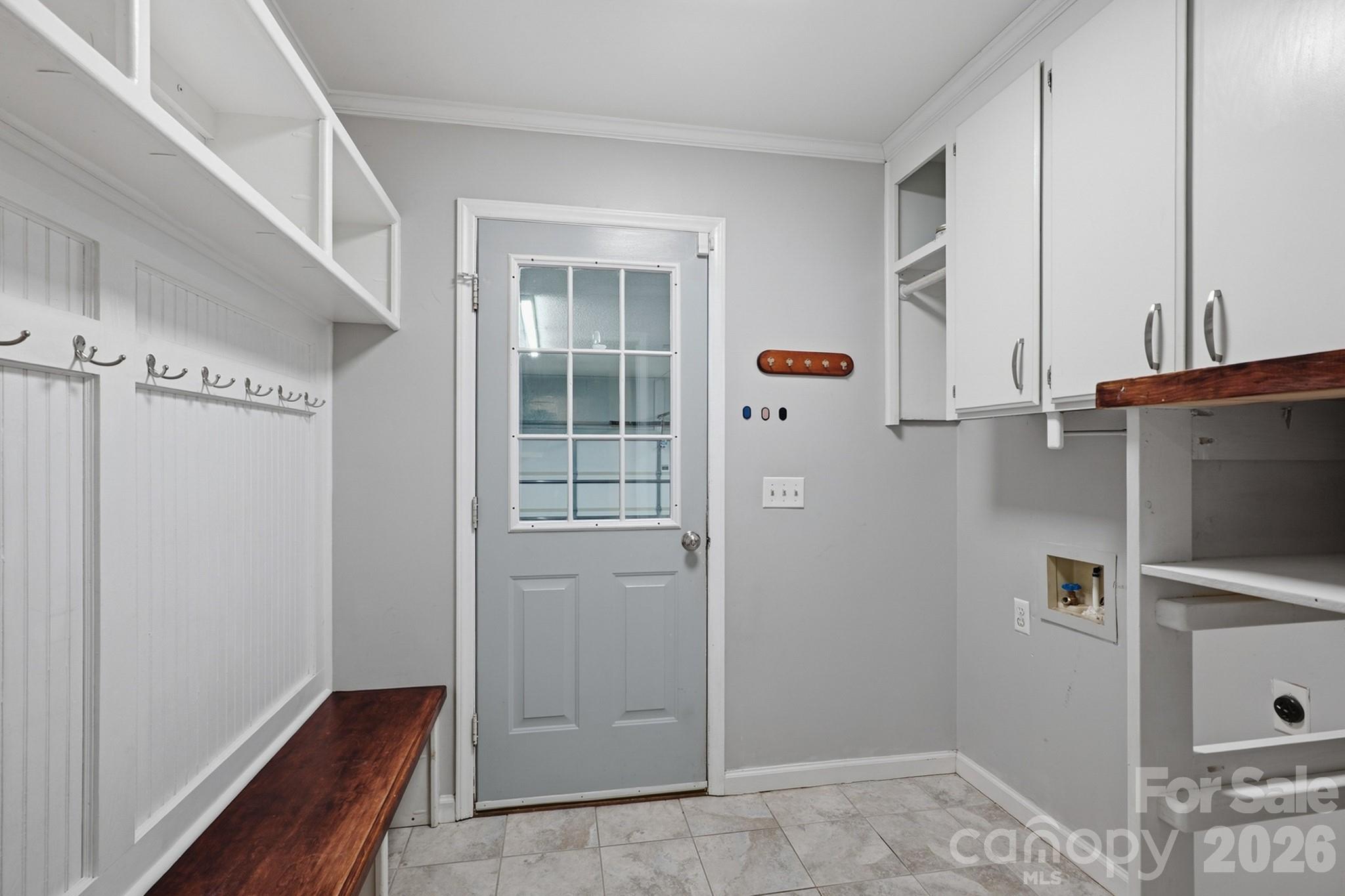 1307 Bennington Drive NW — Concord