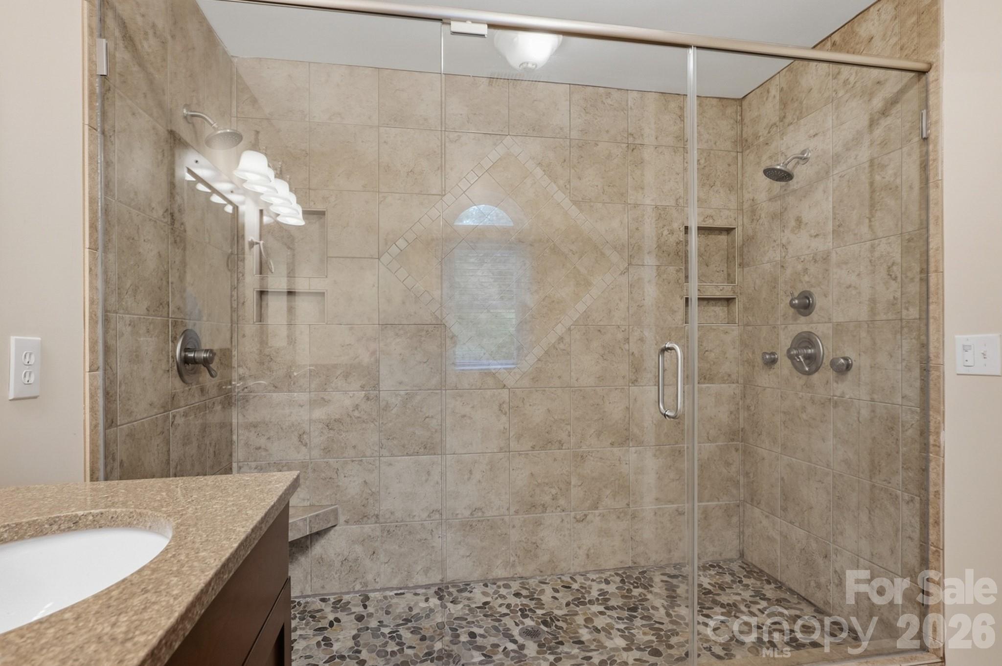 1307 Bennington Drive NW — Concord