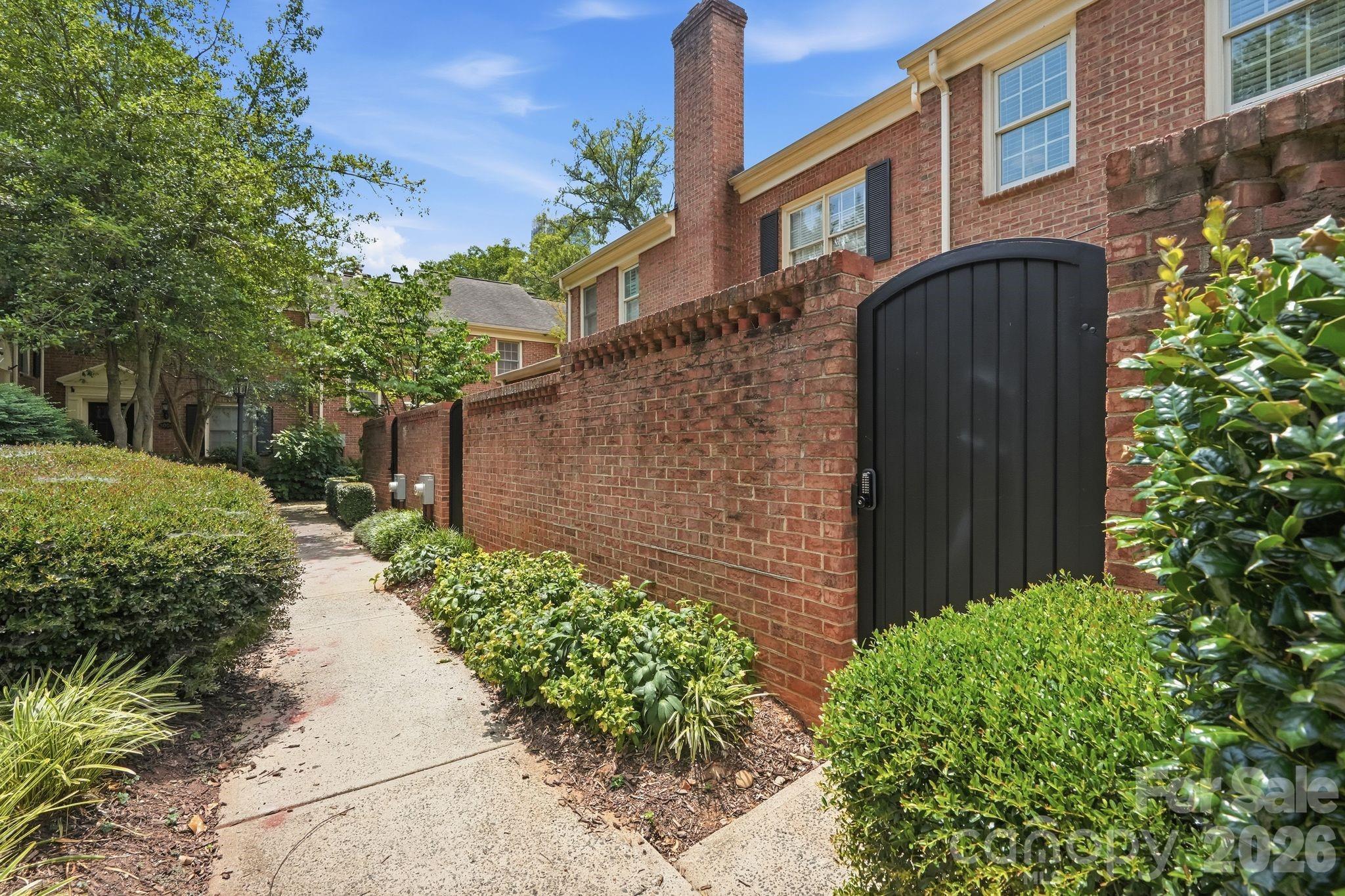 510 N Poplar Street #C — Charlotte