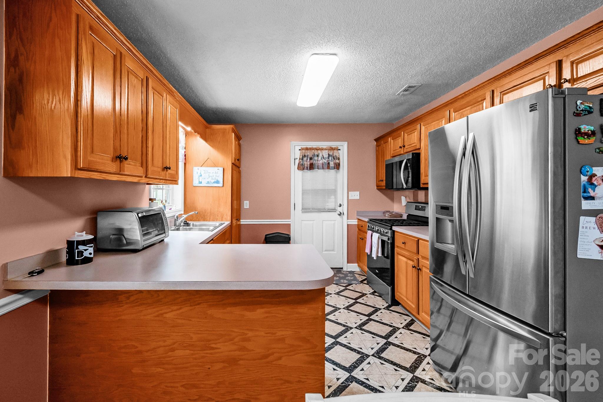 2795 Cane Mill Road — Lancaster