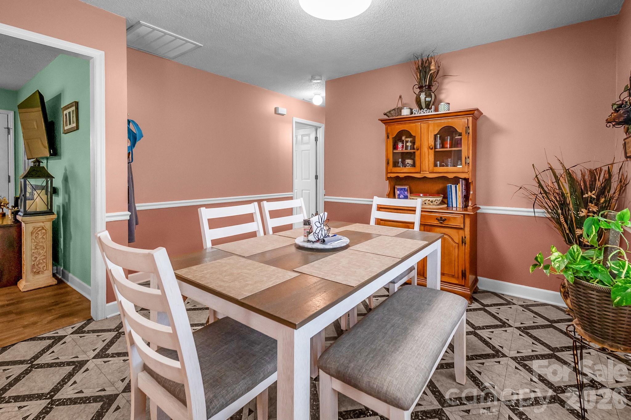 2795 Cane Mill Road — Lancaster