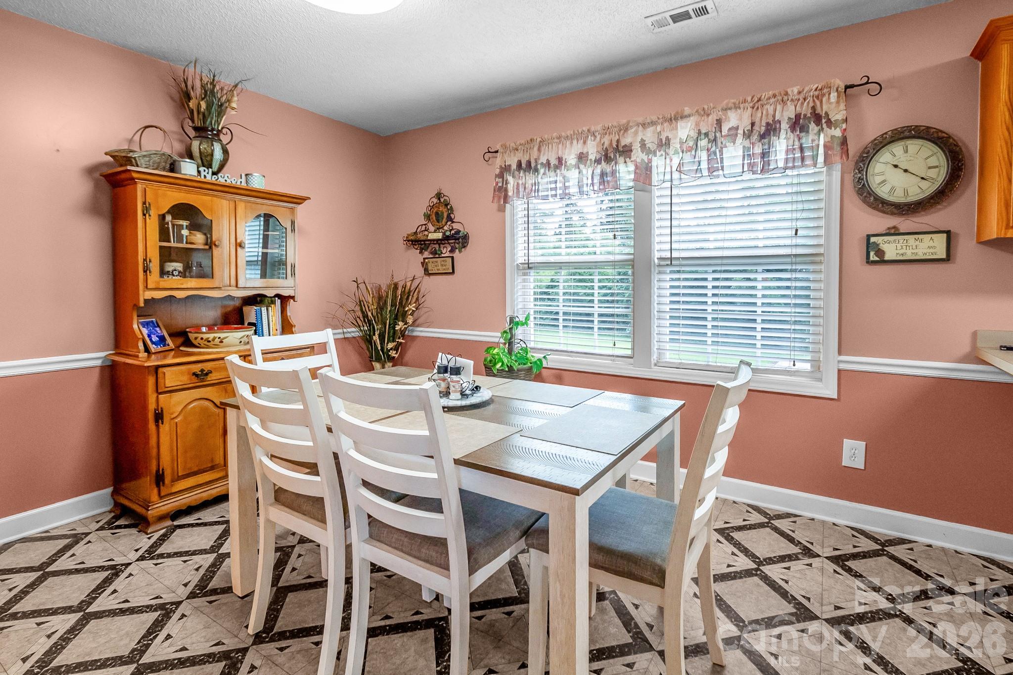 2795 Cane Mill Road — Lancaster