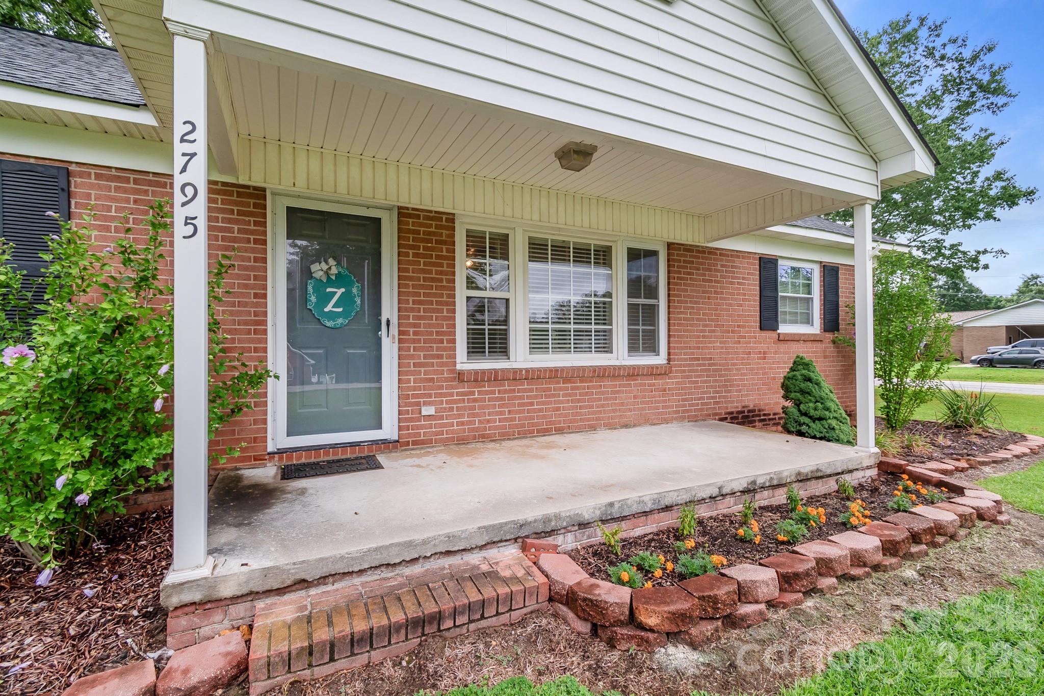 2795 Cane Mill Road — Lancaster