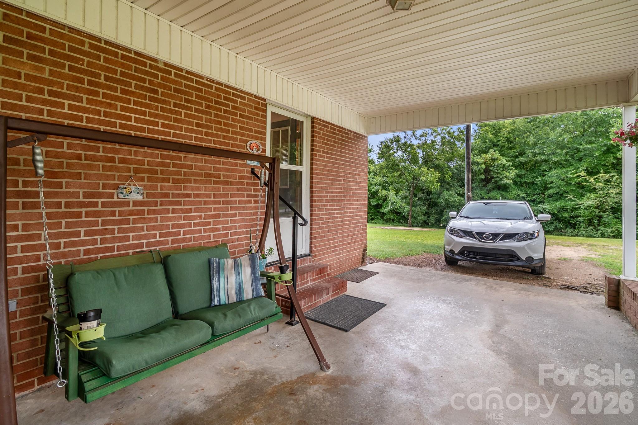 2795 Cane Mill Road — Lancaster