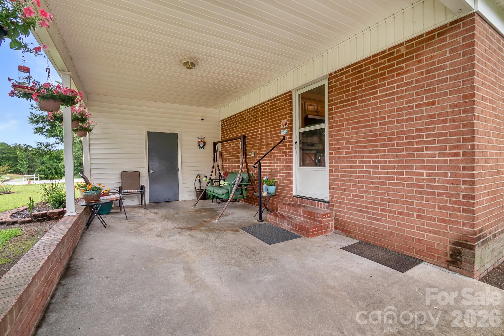 2795 Cane Mill Road — Lancaster