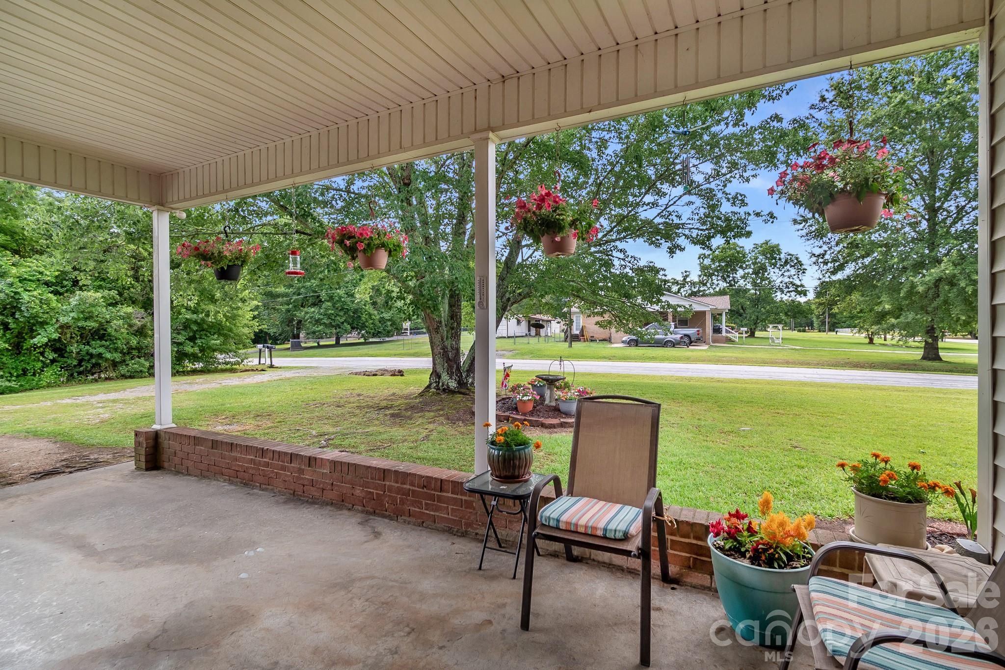 2795 Cane Mill Road — Lancaster