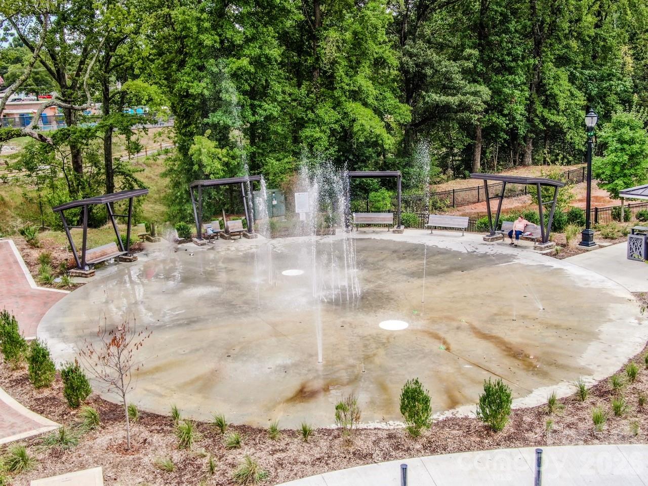 229 E Mcneely Avenue — Mooresville