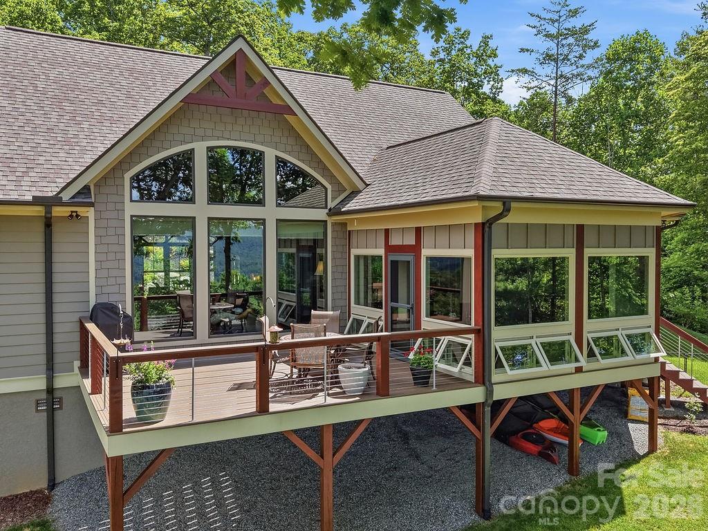 48 S Mountain Morning Lane — Hendersonville