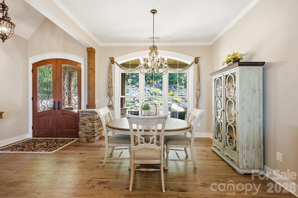 48 S Mountain Morning Lane — Hendersonville