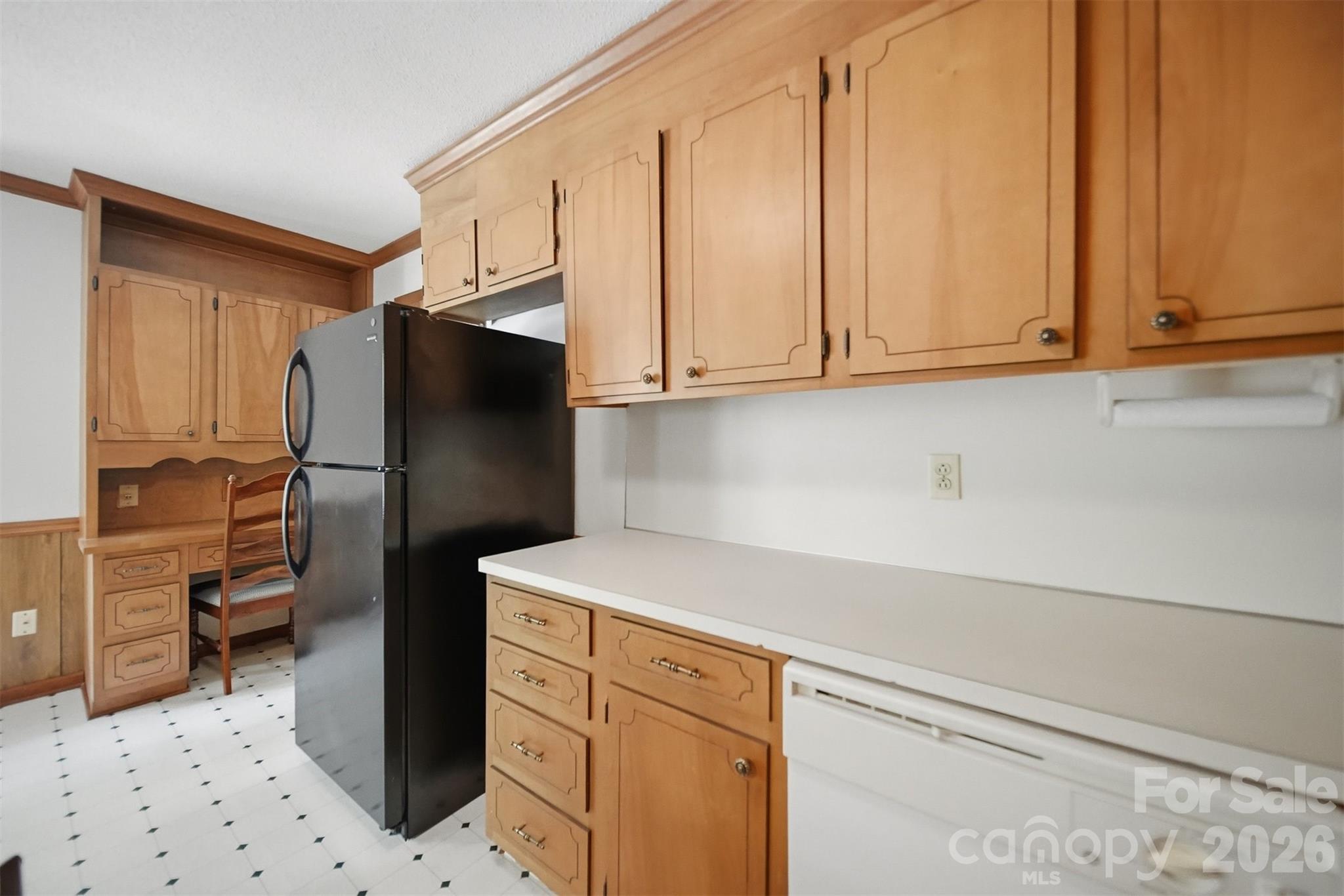 3315 23rd Street NE — Hickory
