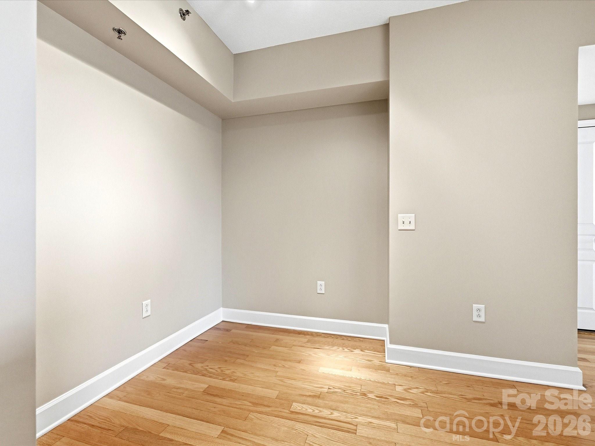 1315 East Boulevard #813 — Charlotte