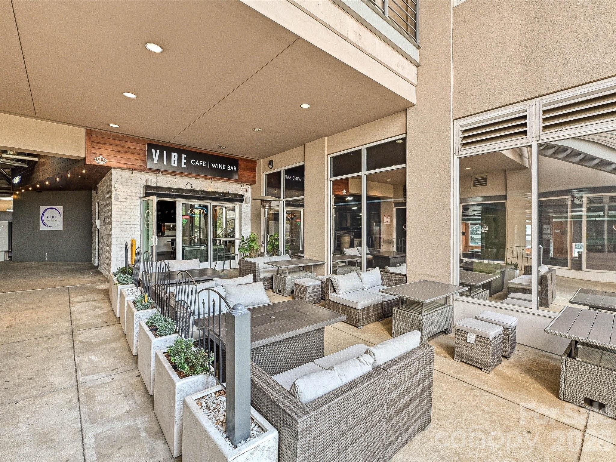 1315 East Boulevard #813 — Charlotte