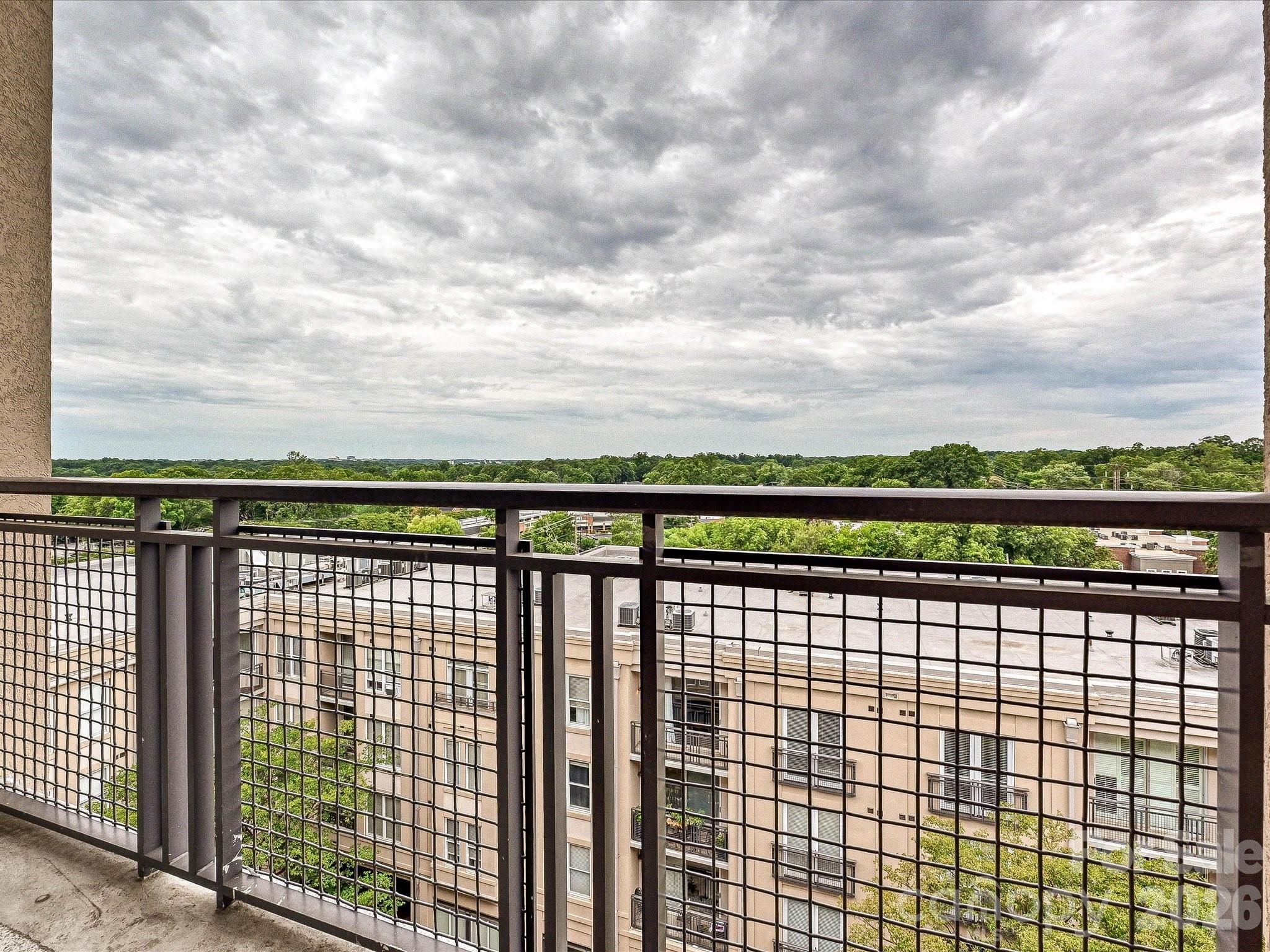 1315 East Boulevard #813 — Charlotte