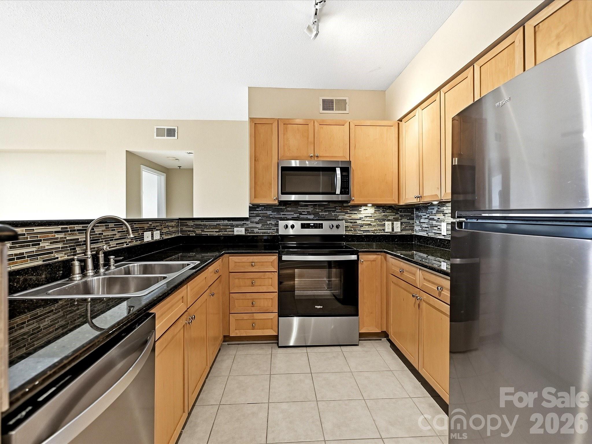 1315 East Boulevard #813 — Charlotte