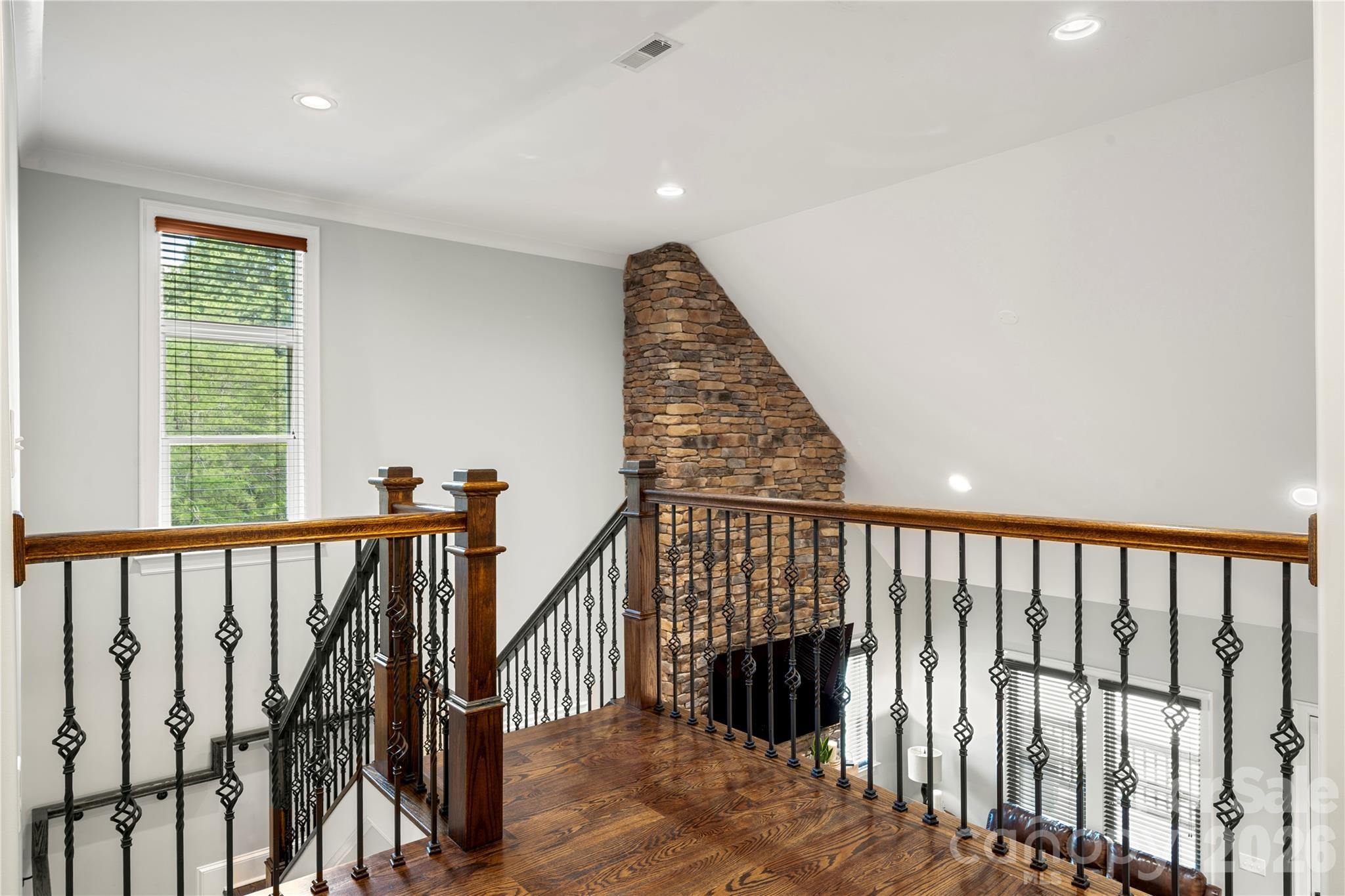 4306 Rolling Acres Road — Charlotte