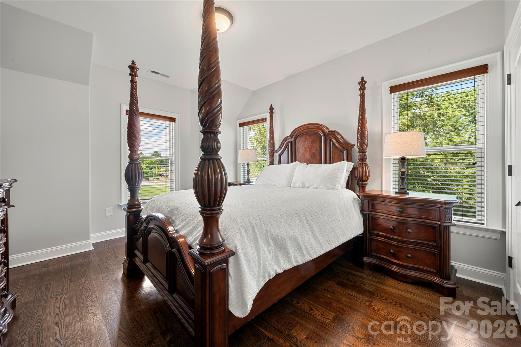 4306 Rolling Acres Road — Charlotte
