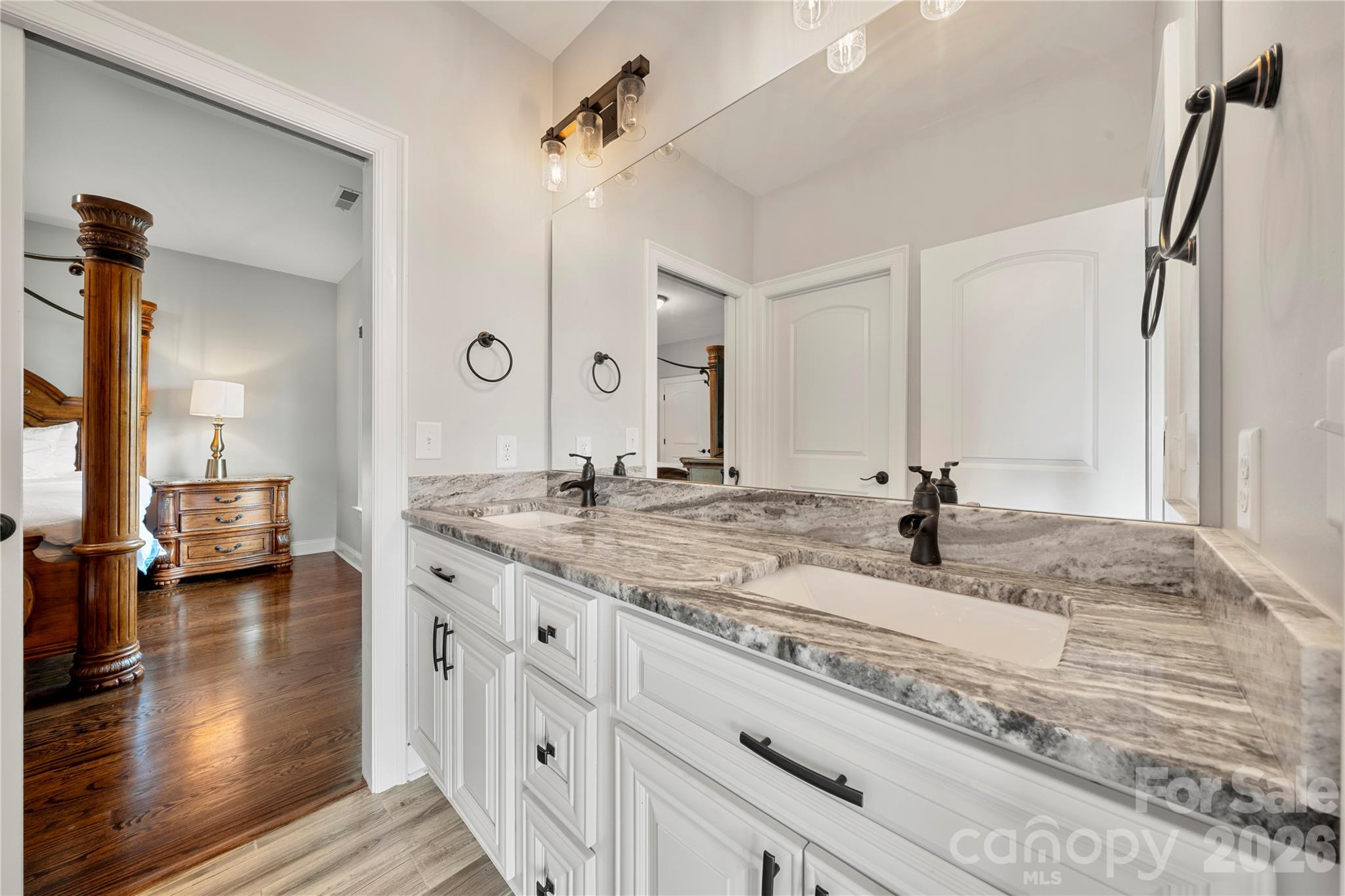 4306 Rolling Acres Road — Charlotte