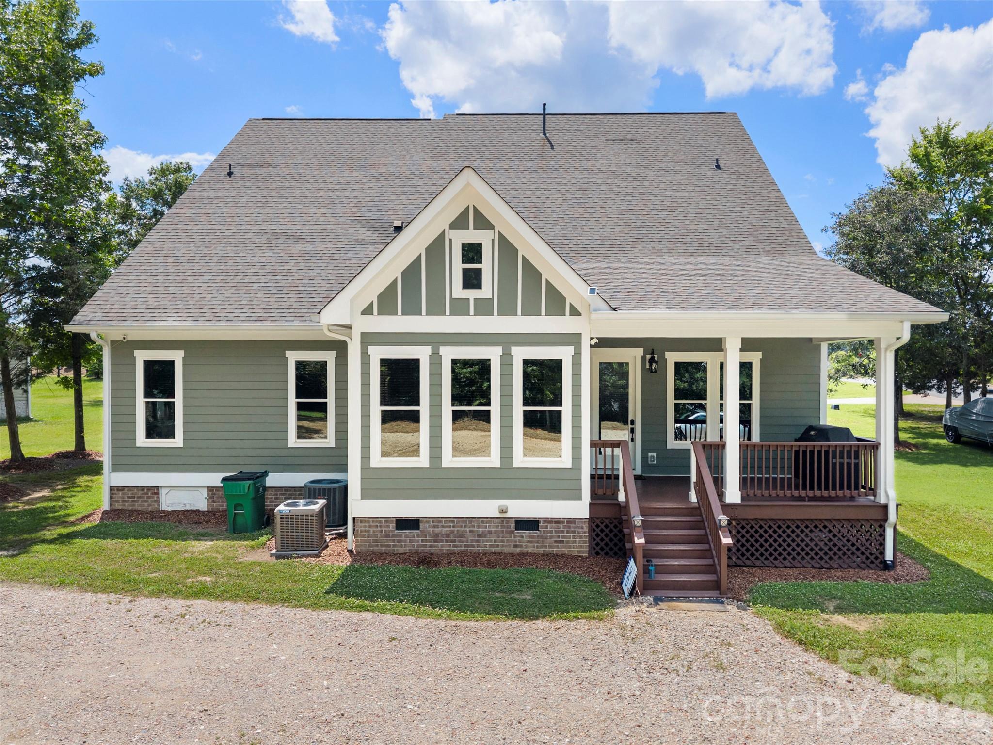 4306 Rolling Acres Road — Charlotte