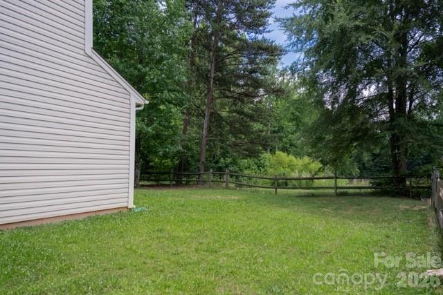 2348 Lake Vista Drive — Mount Holly