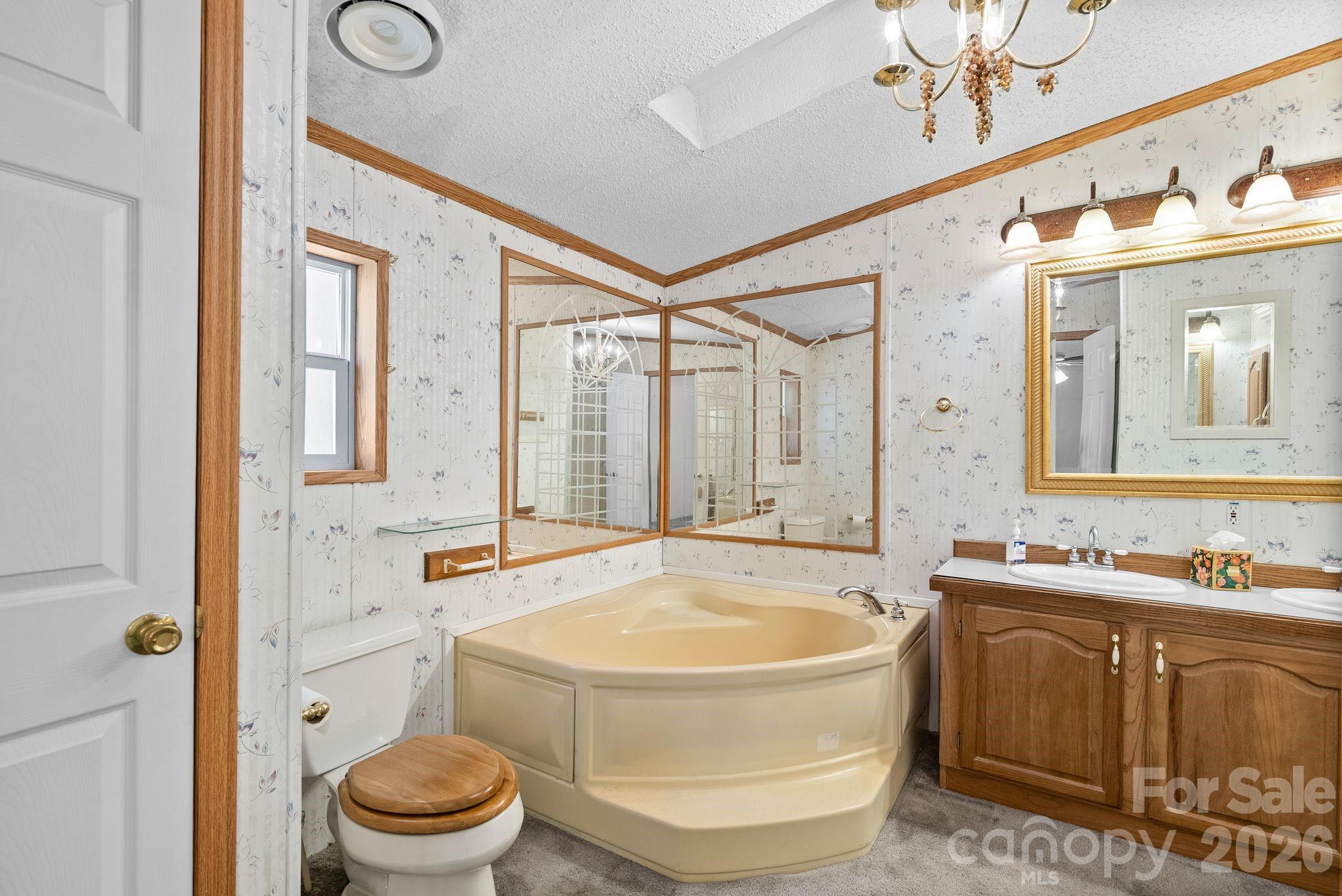 133 Spivey Mountain Road — Asheville