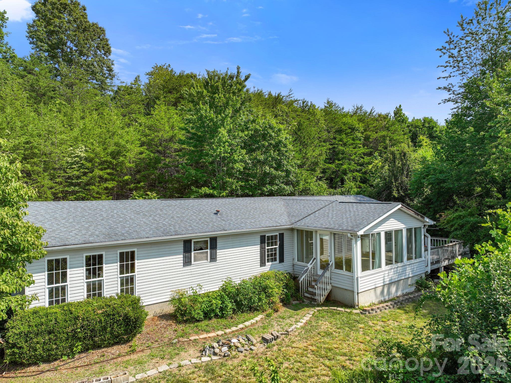 133 Spivey Mountain Road — Asheville