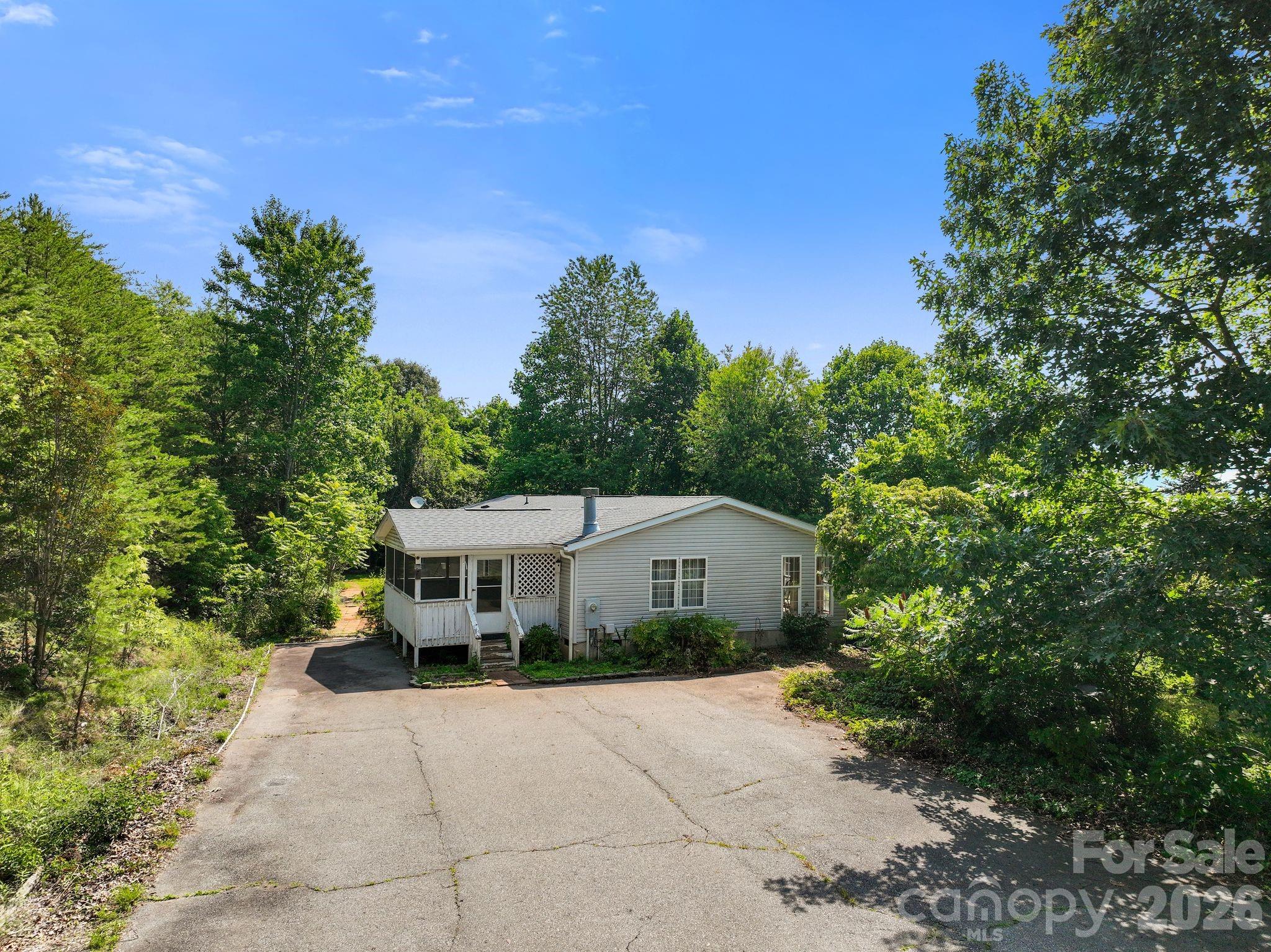 133 Spivey Mountain Road — Asheville