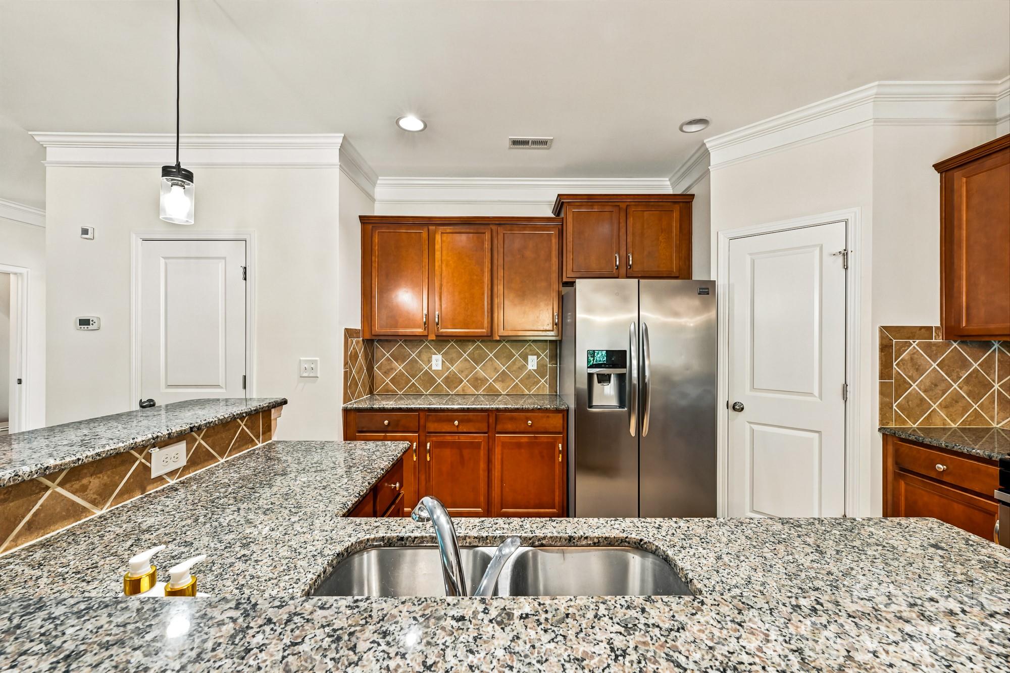 3922 Northerly Island Court — Gastonia