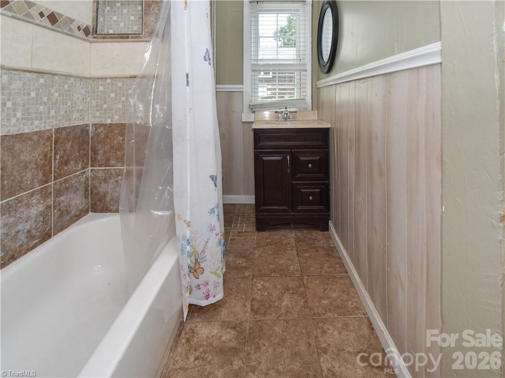 517 N Cameron Avenue — Winston Salem
