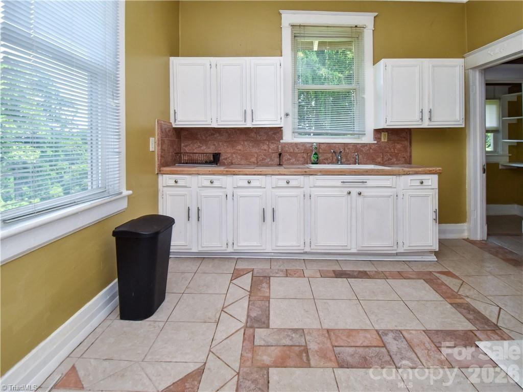 517 N Cameron Avenue — Winston Salem