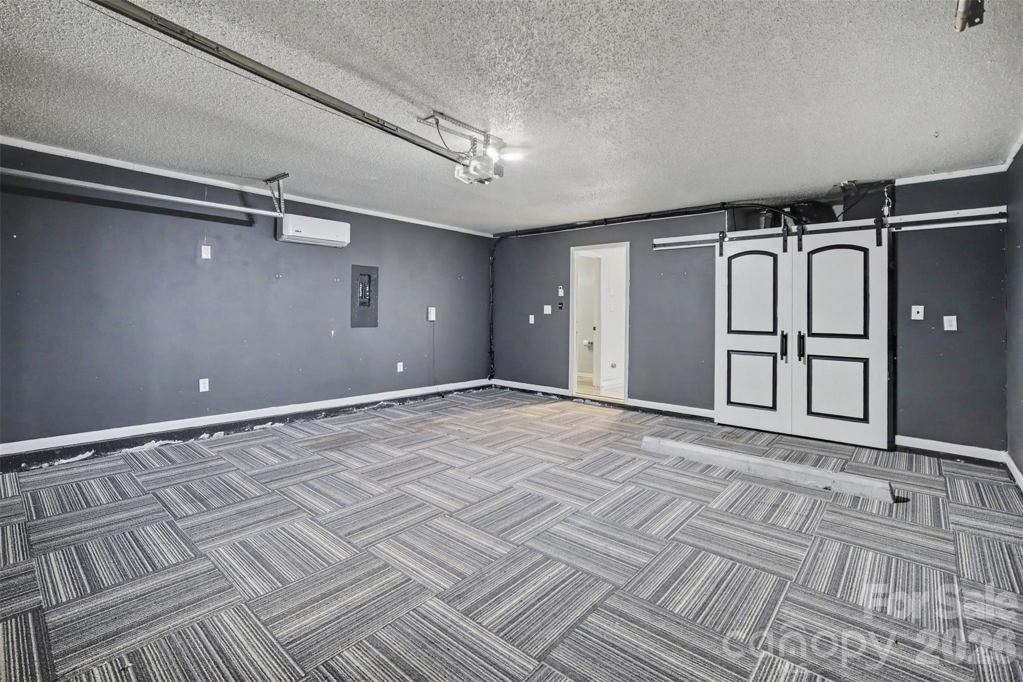 1131 Morning Glory Drive — Charlotte