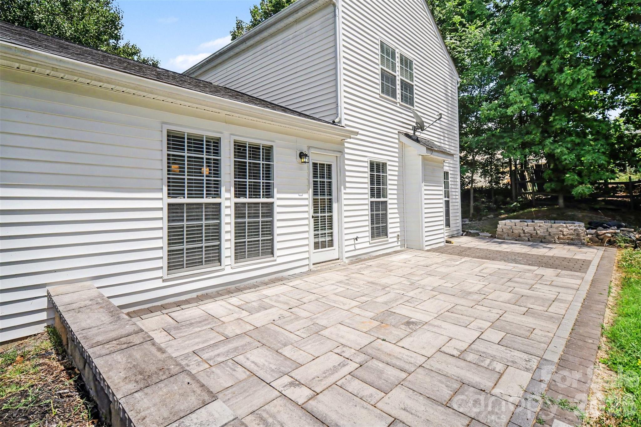 1131 Morning Glory Drive — Charlotte