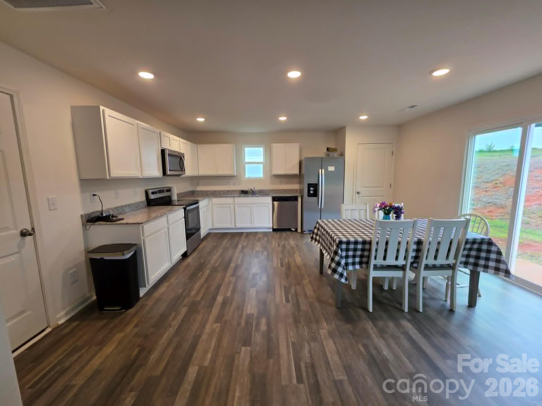 114 Somerton Lane — Lexington