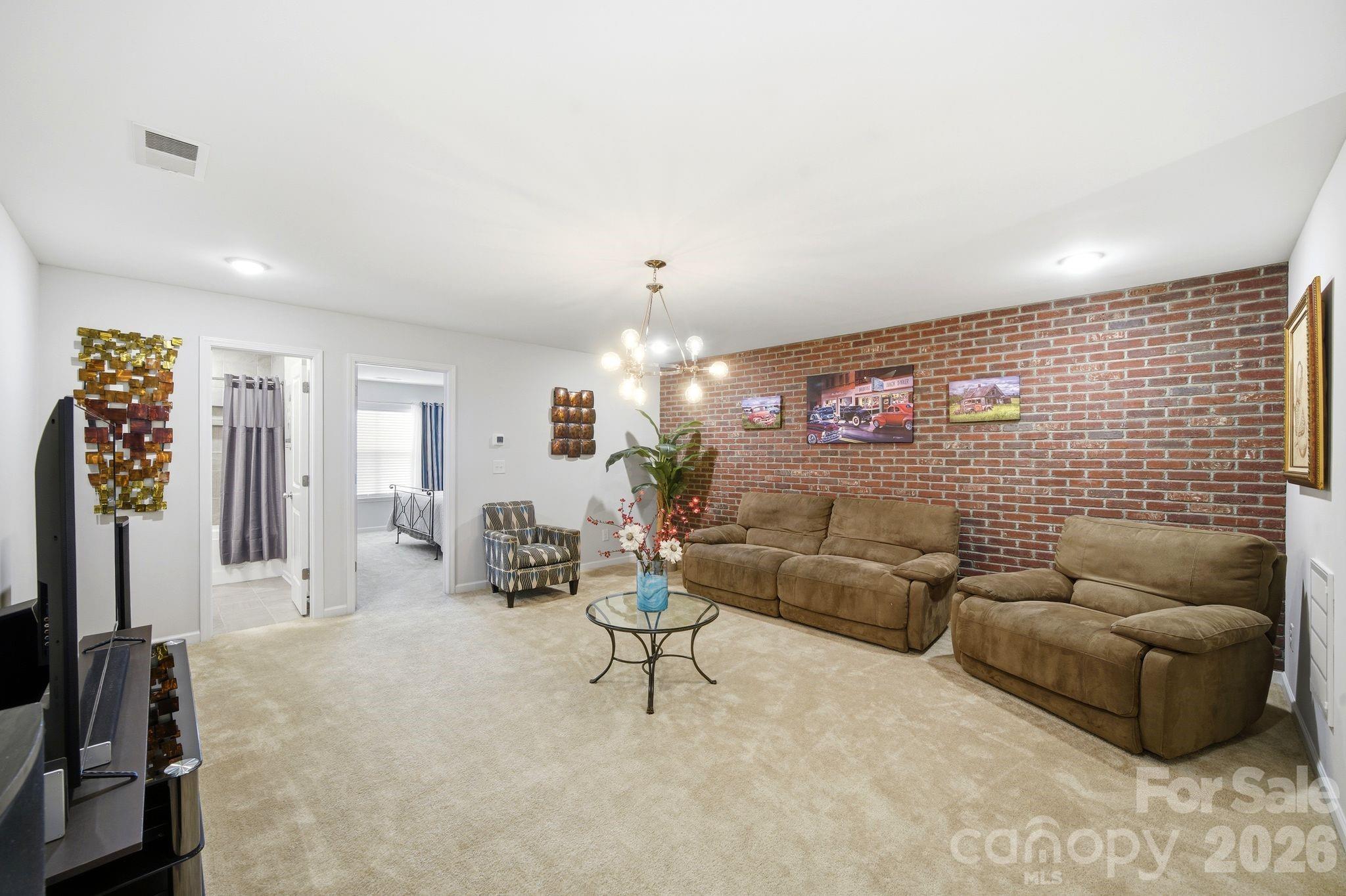 110 Caversham Drive — Mooresville
