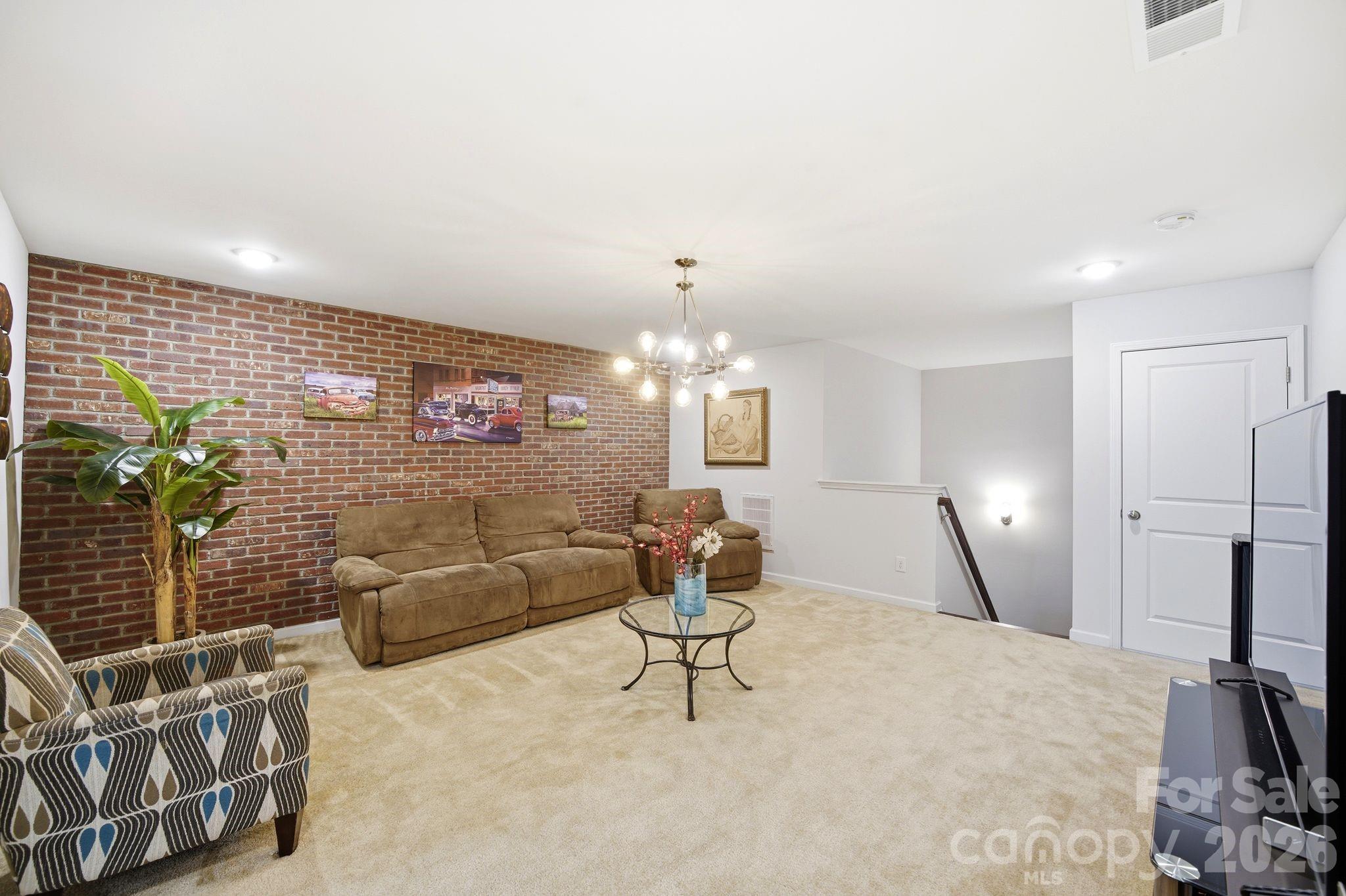110 Caversham Drive — Mooresville