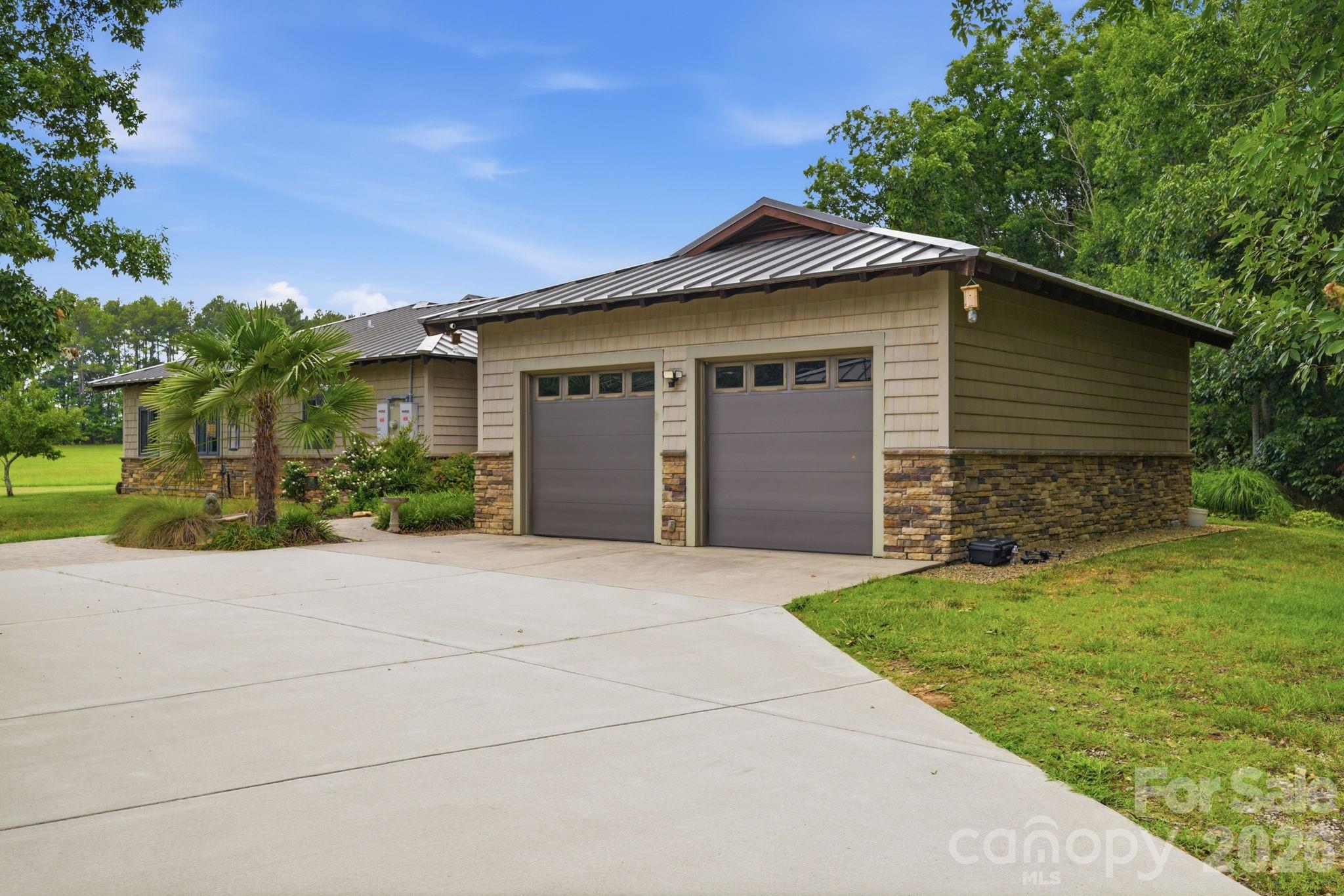 2545 N Rocky River Road — Lancaster