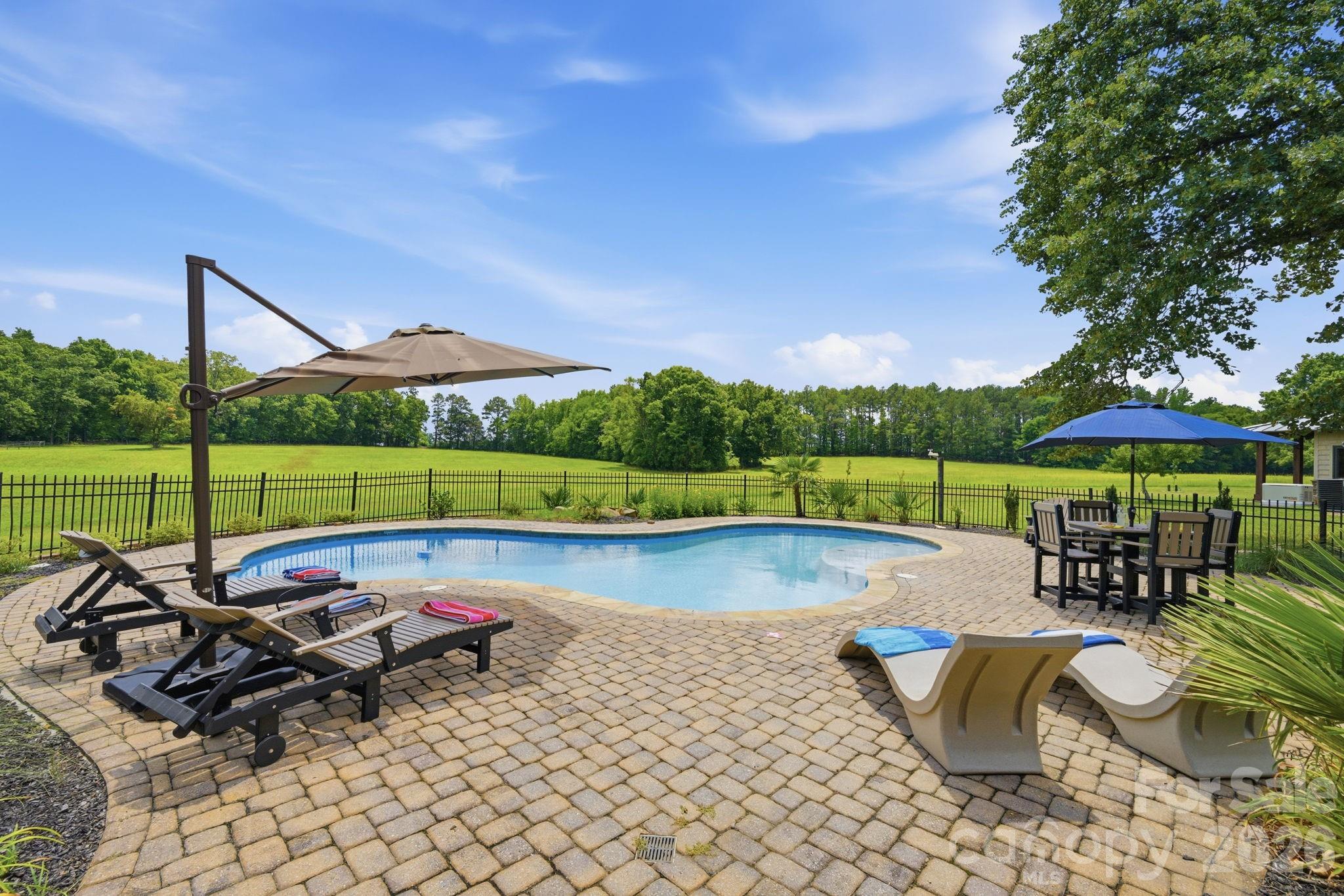 2545 N Rocky River Road — Lancaster