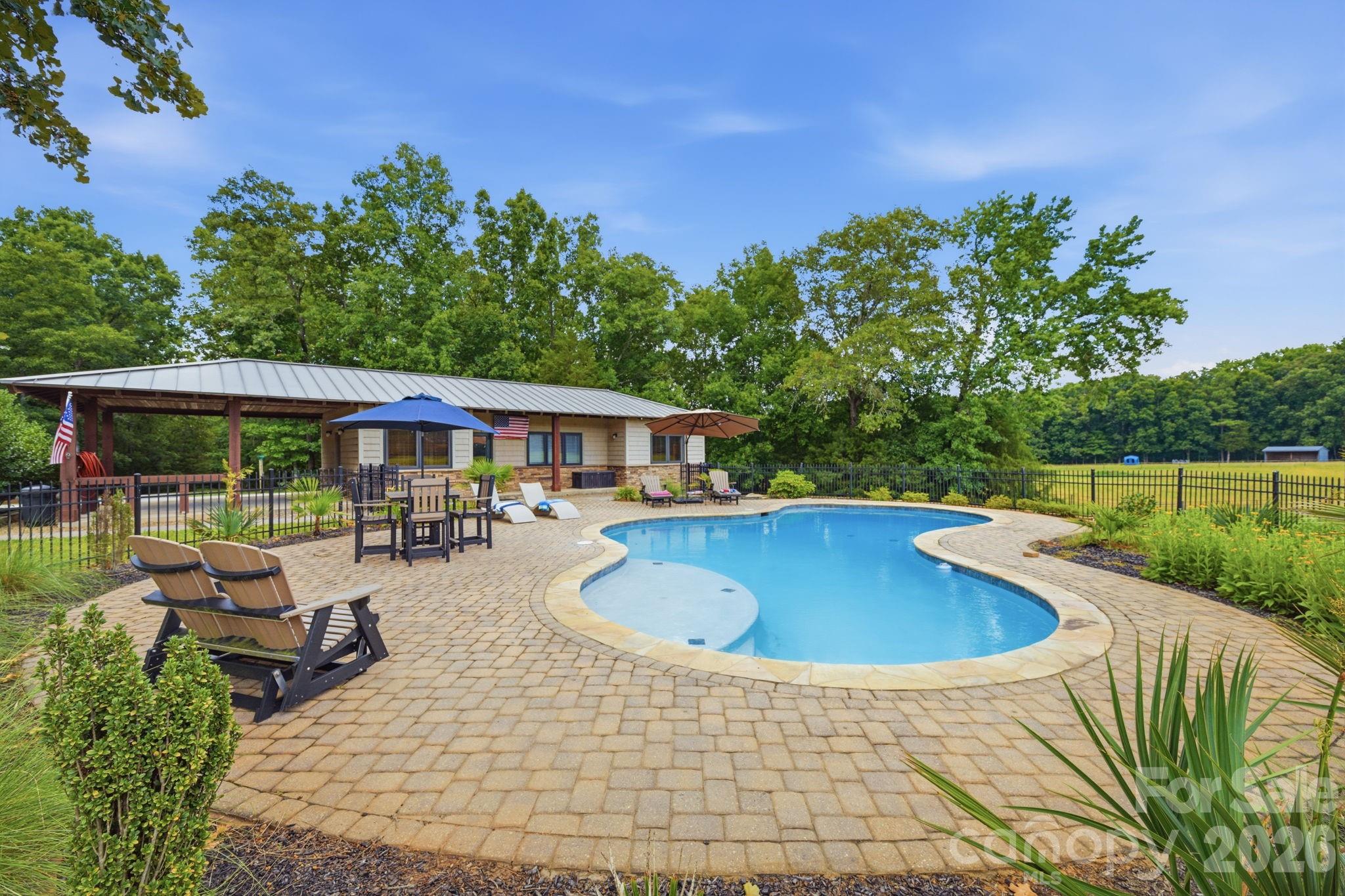 2545 N Rocky River Road — Lancaster