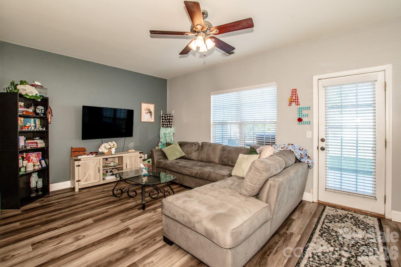 4151 Kenton Glenn Court NW — Concord