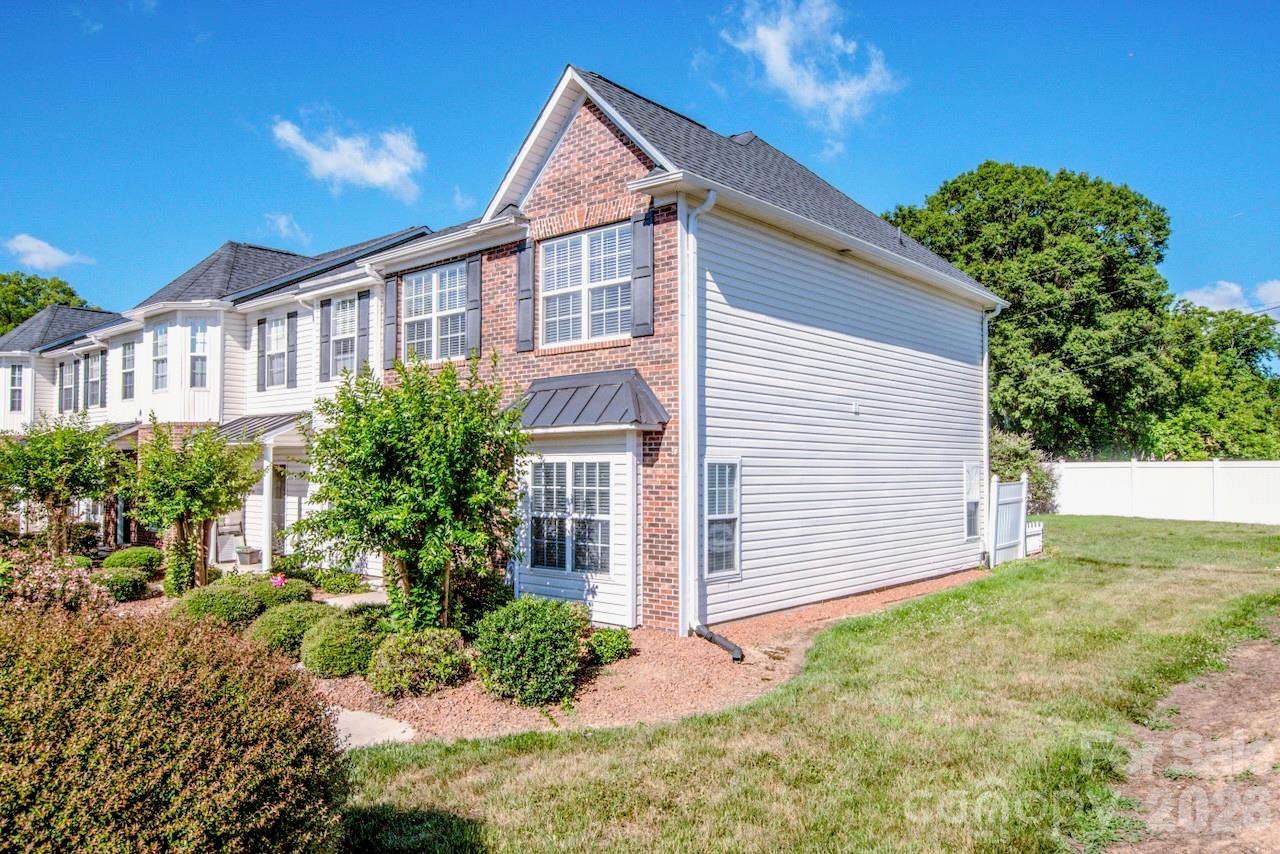 4151 Kenton Glenn Court NW — Concord